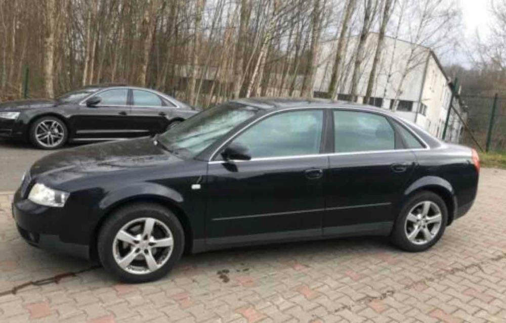 dezmembrez audi a4 b6 1,9 tdi