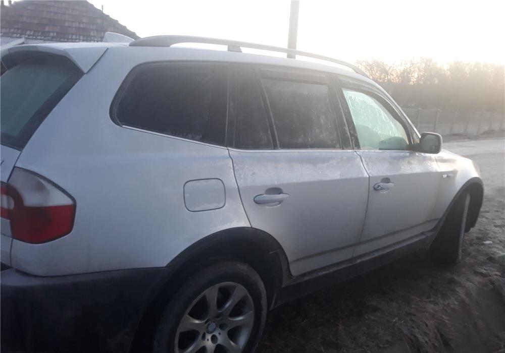 Dezmembrez bmw x3