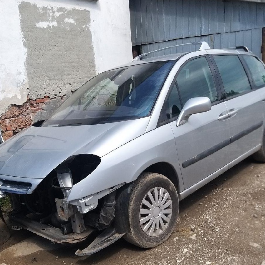Dezmembrez Citroen C8, Diesel 2.2, 2004.