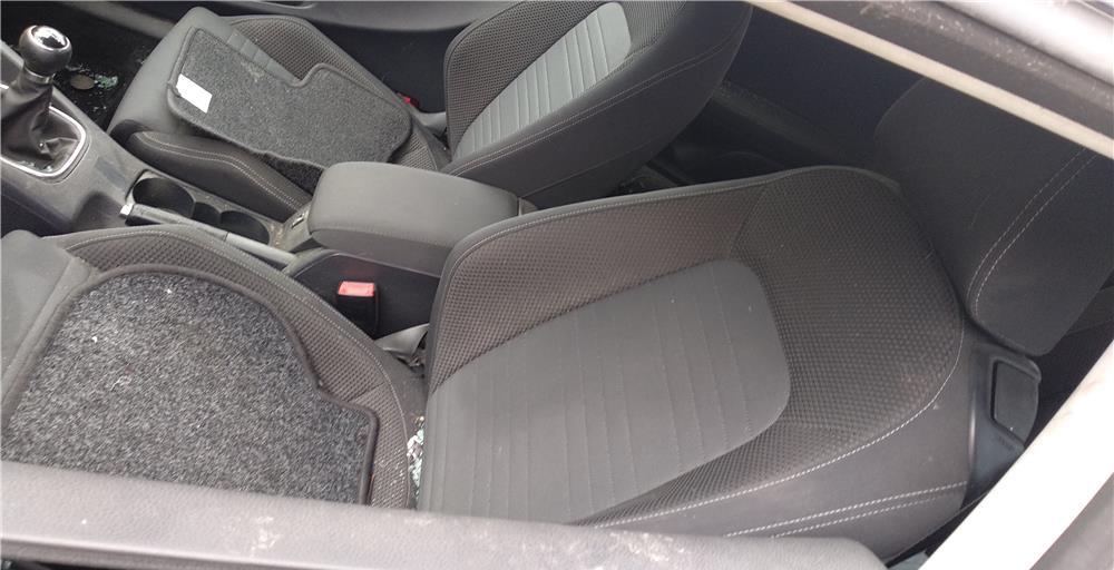 Dezmembrez / dezmembrari piese auto VW SCIROCCO 2.0TDI  motor CFHC cutie NFP 197.000 km