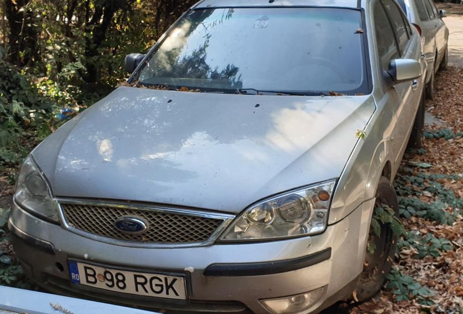 Dezmembrez Ford Mondeo 2.0  TDCI