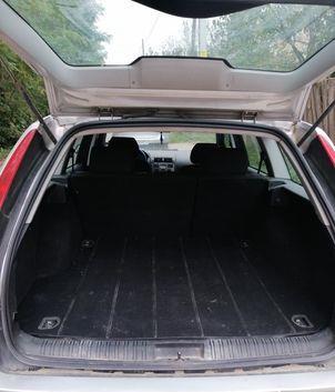 Dezmembrez Ford Mondeo mk3, an 2002, motor 2.0
