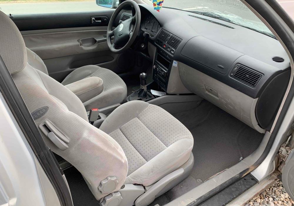dezmembrez golf 4 1.4 benzina