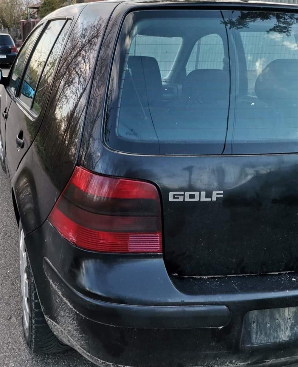 Dezmembrez Golf 4 1.9