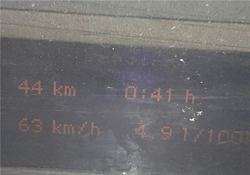 Dezmembrez Golf 4 tdi, Opel Corsa 1,2 benzină cutie semiautomata,  și Mercedes C clas, 2.2 cdi.