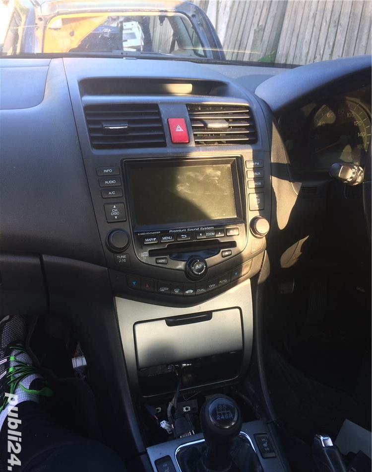 Dezmembrez Honda Accord 2007 Facelift benzina