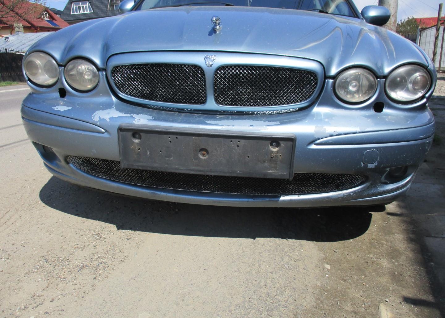Dezmembrez Jaguar X-type (X400) 2.0 disel-benzina