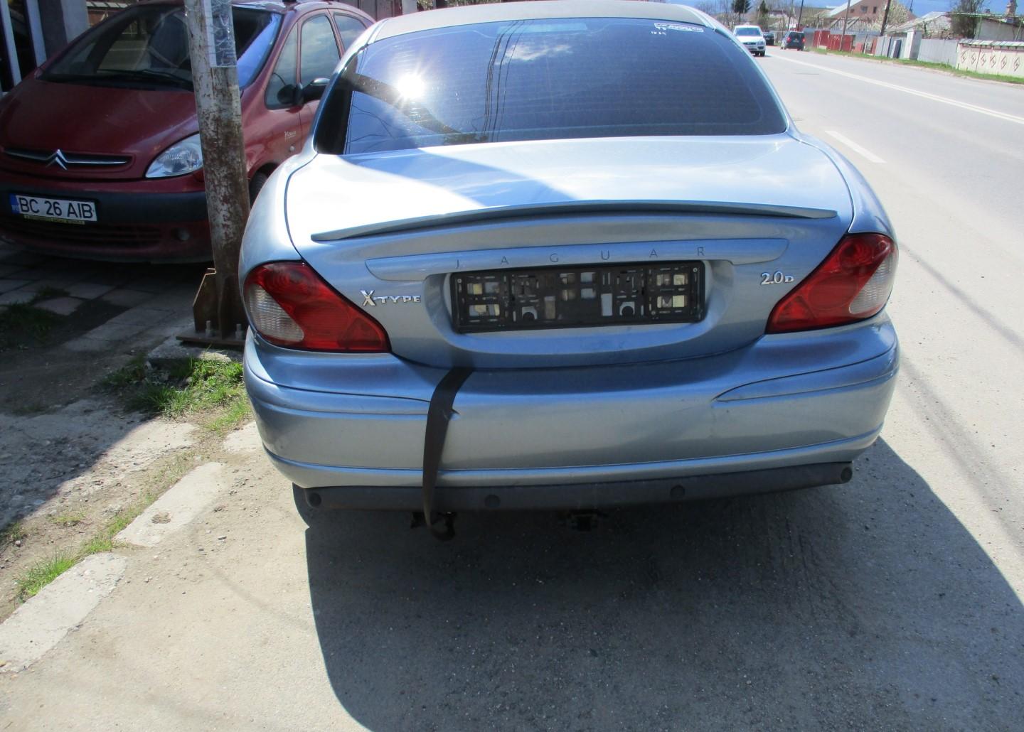 Dezmembrez Jaguar X-type (X400) 2.0 disel-benzina