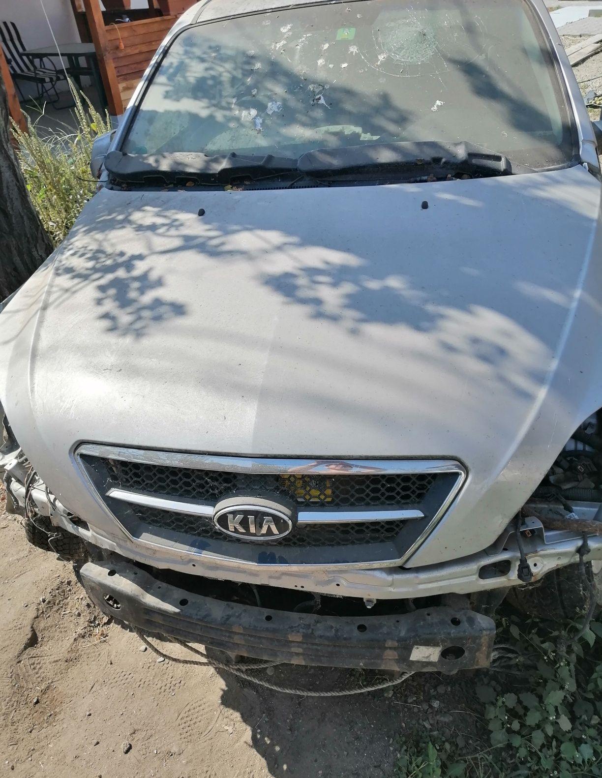 Dezmembrez Kia sorento