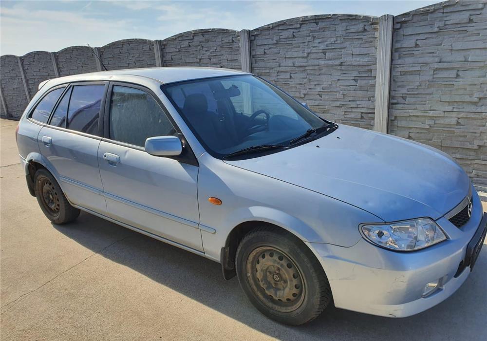 Dezmembrez MAZDA 323 COMBI  1.6 B MZ 2001-2003