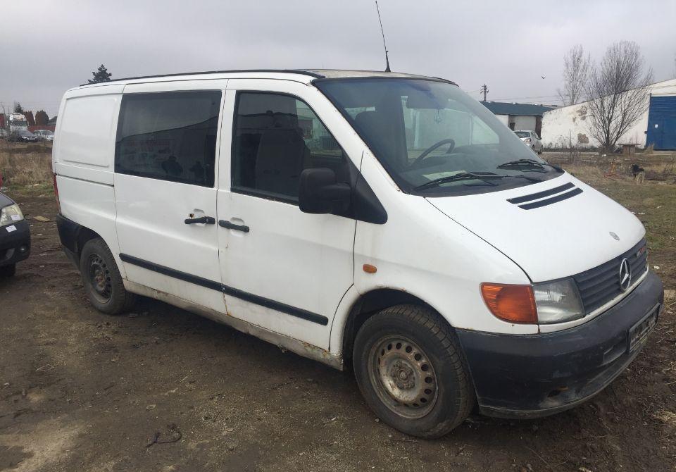 Dezmembrez Mercedes-Benz Vito (W638)