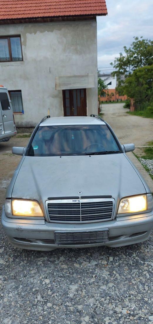 Dezmembrez mercedes c220 cdi 1998