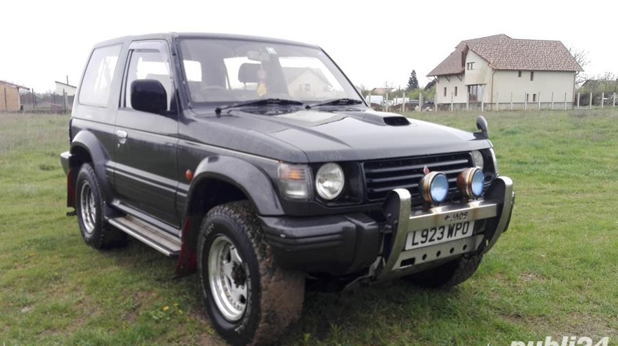 dezmembrez mitsubishi pajero 2.8TD