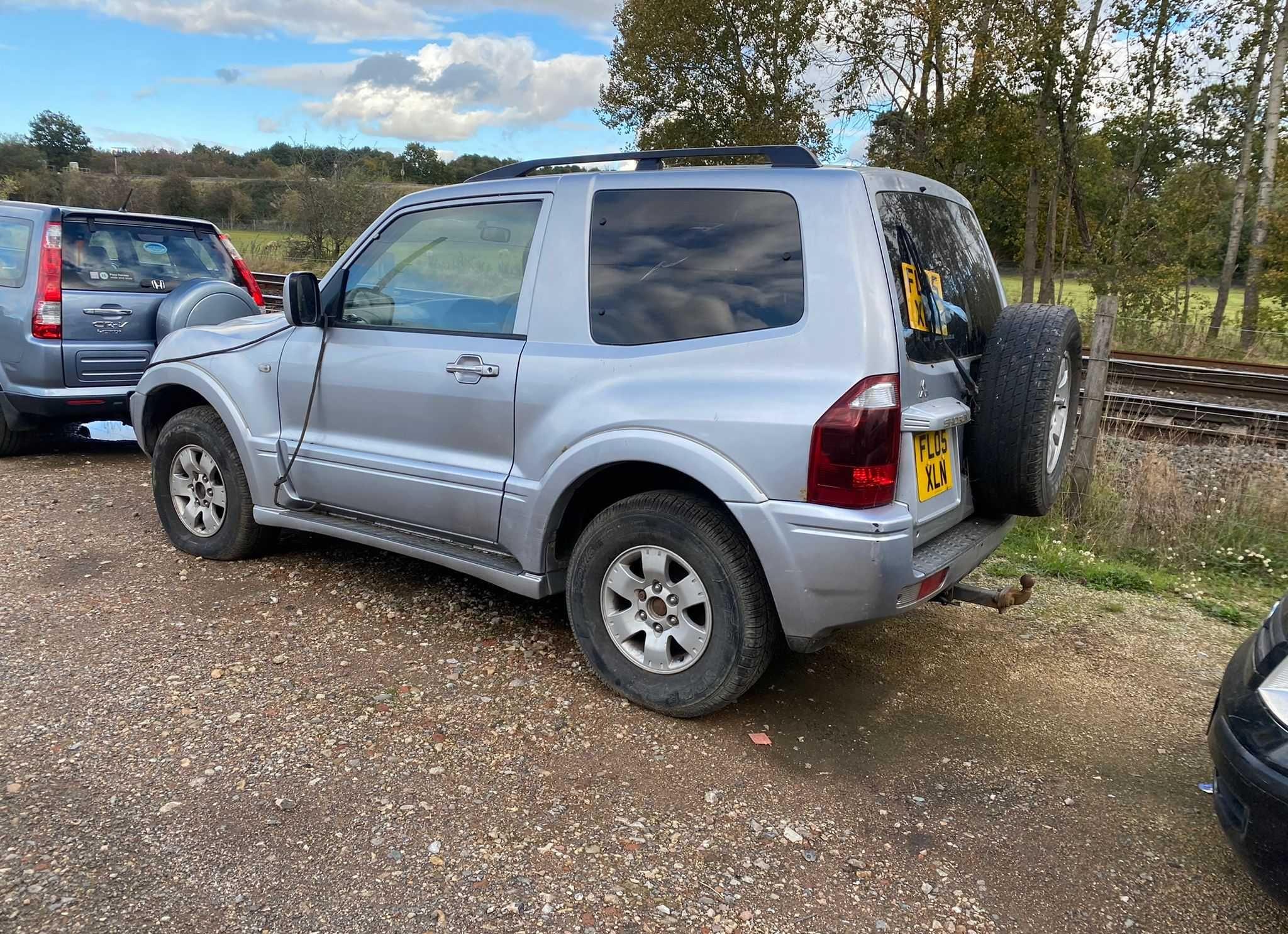 Dezmembrez Mitsubishi Pajero SHOGUN Motor 3.2Di-D