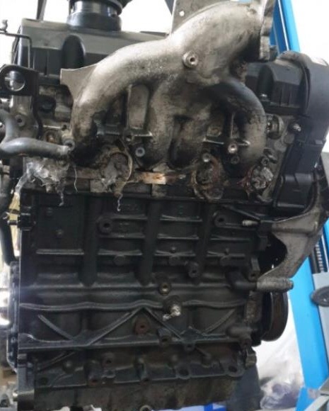 dezmembrez motor 1,9 tdi- BKC