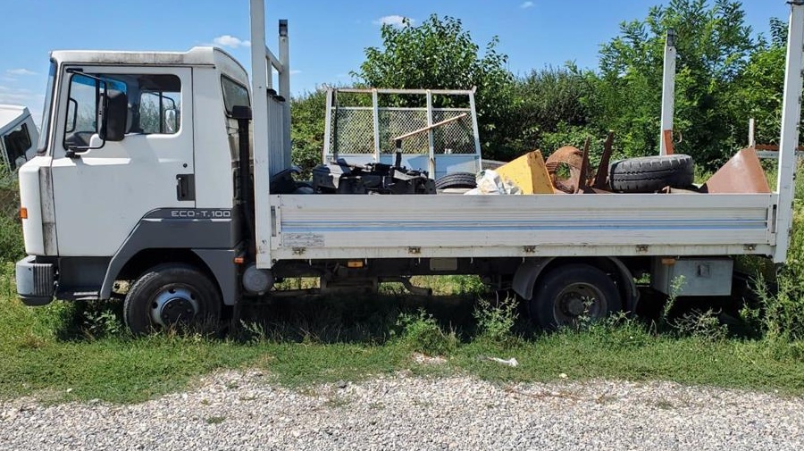 Dezmembrez Nissan Atleon Cabstar si T100 ORICE PIESA