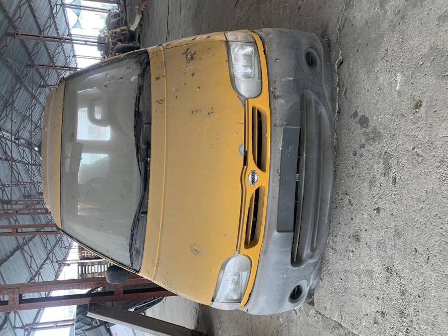 dezmembrez nissan vanette diesel 2,3