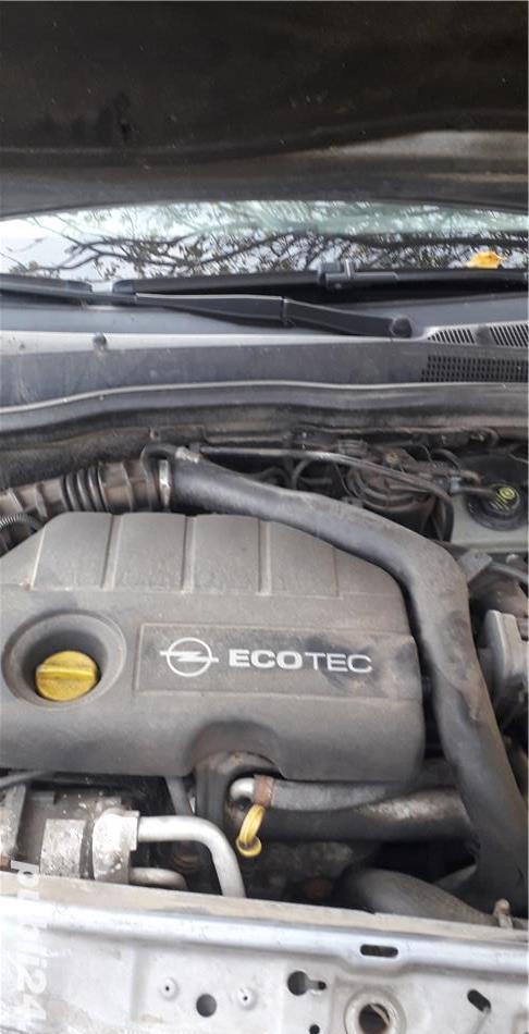 Dezmembrez opel astra H 2005