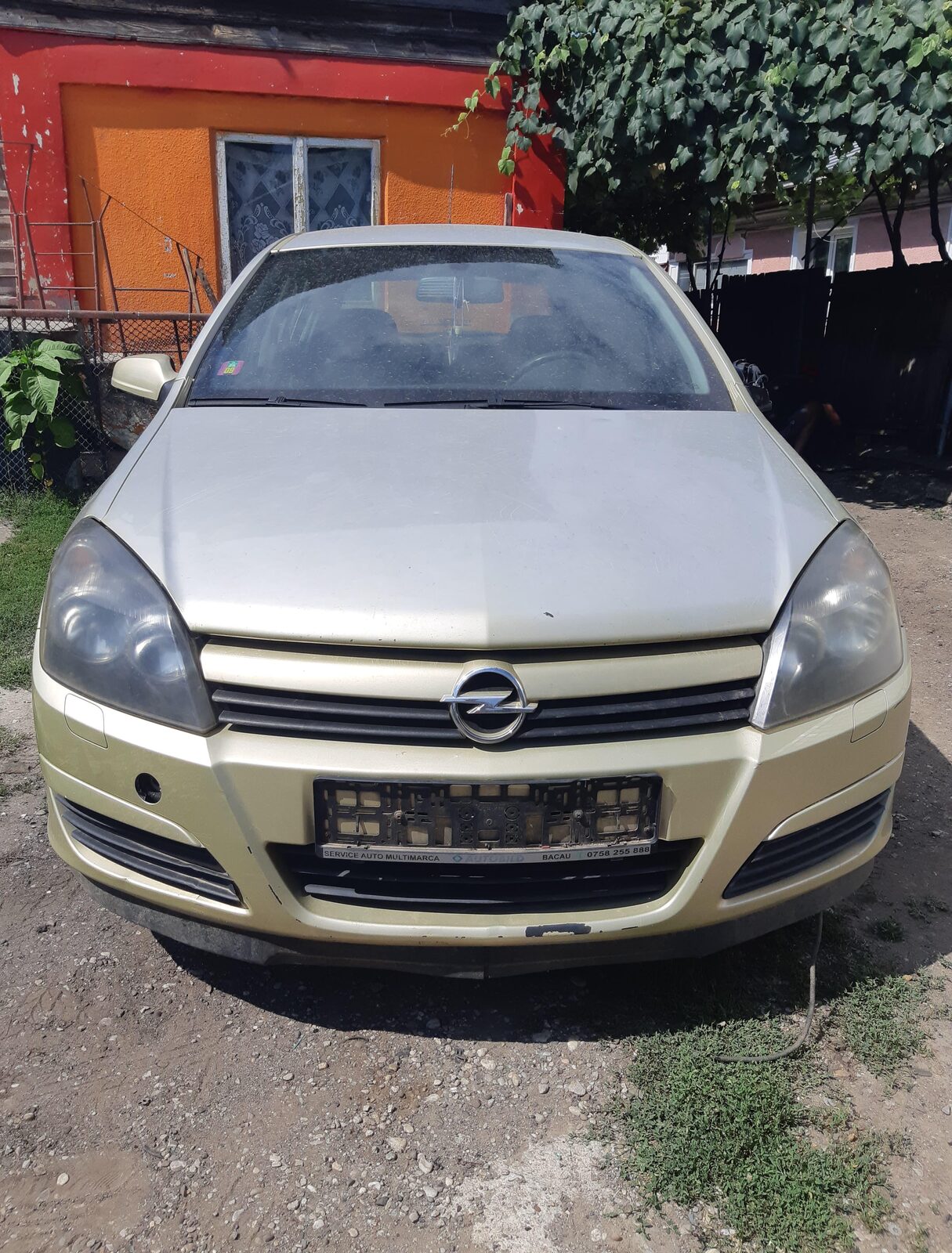 Dezmembrez opel astra H -diesel-benzina