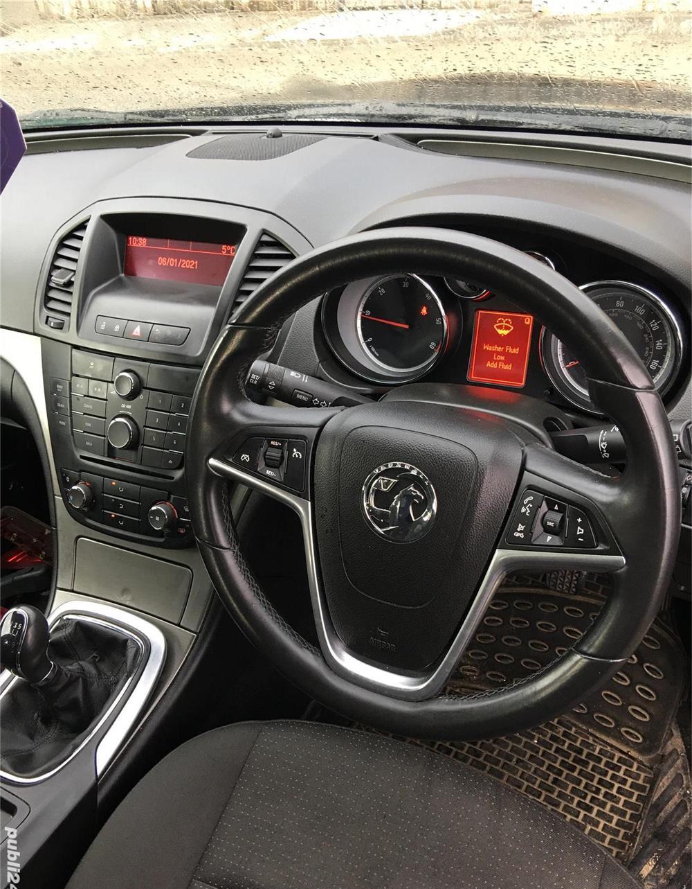 Dezmembrez Opel Insignia 2.0 cdti 2011 negru