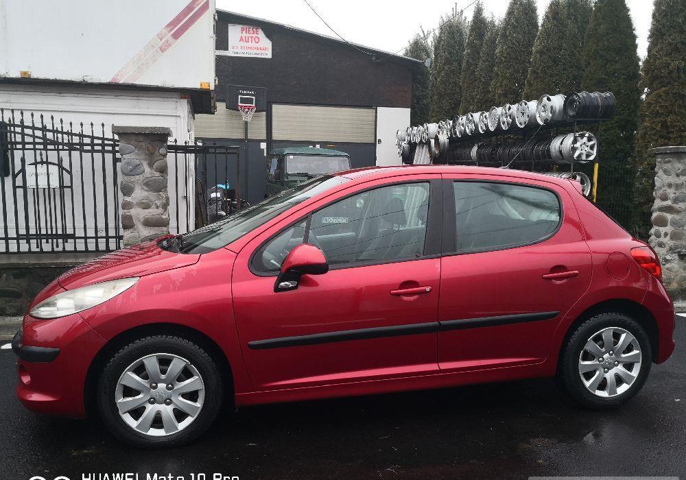 Dezmembrez peugeot 207