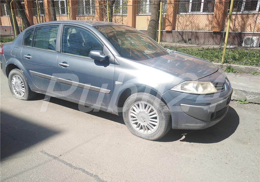 Dezmembrez Renault Megane 2