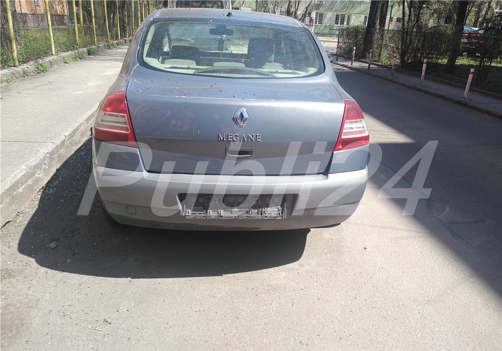 Dezmembrez Renault Megane 2