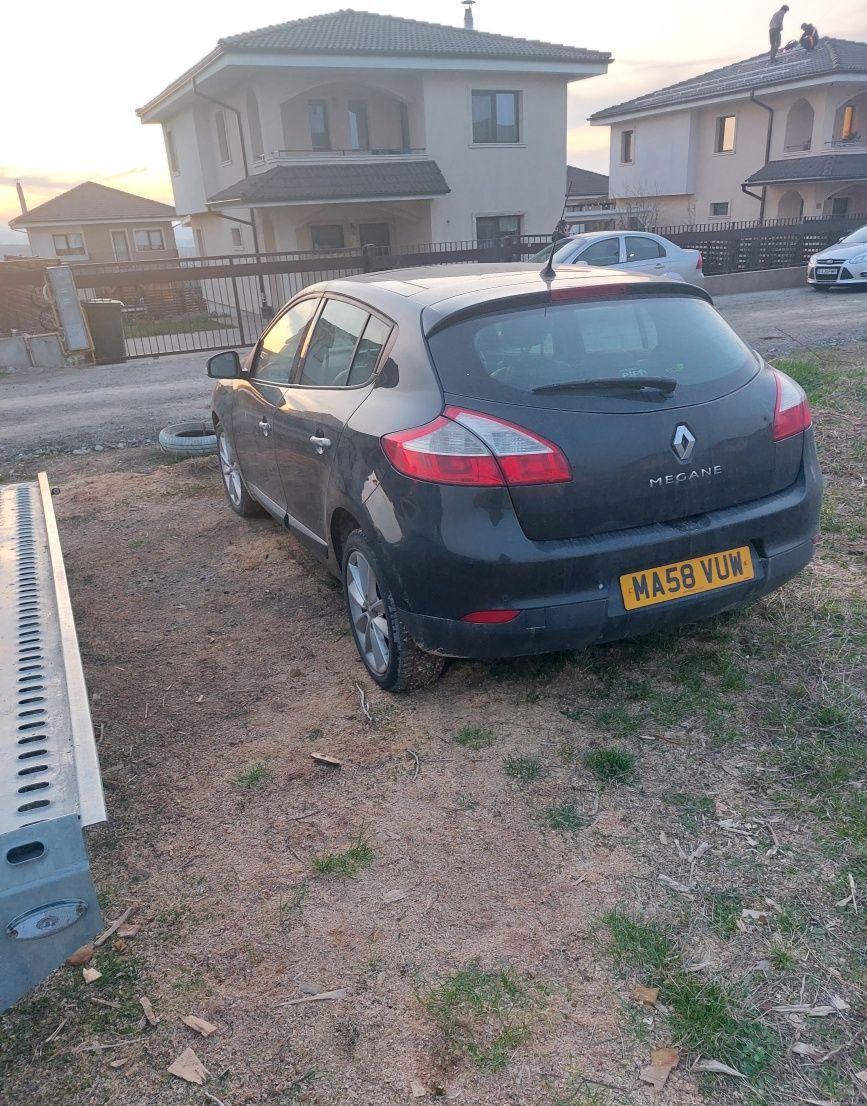 Dezmembrez Renault Megane 3 1.5 dci 106 cp