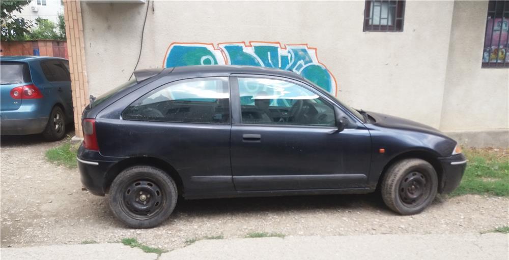 Dezmembrez  Rover  200