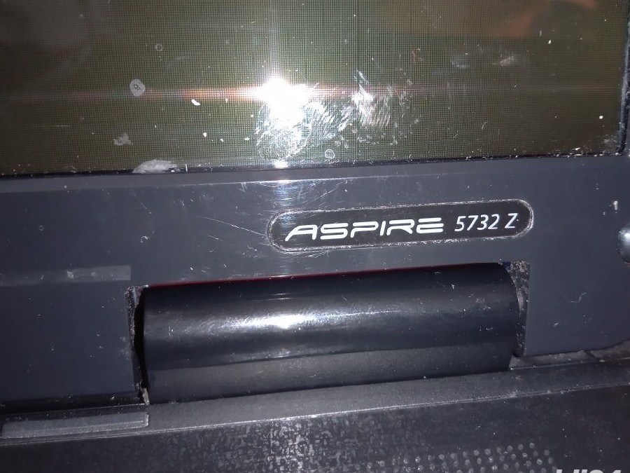 Dezmembrez sau vand laptop Acer Aspire 5732Z
