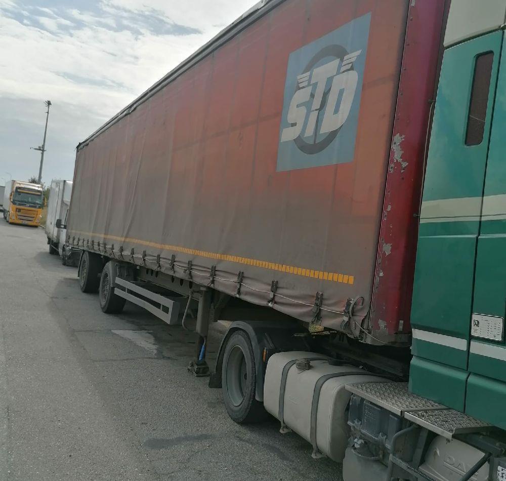 dezmembrez semiremorca kogel