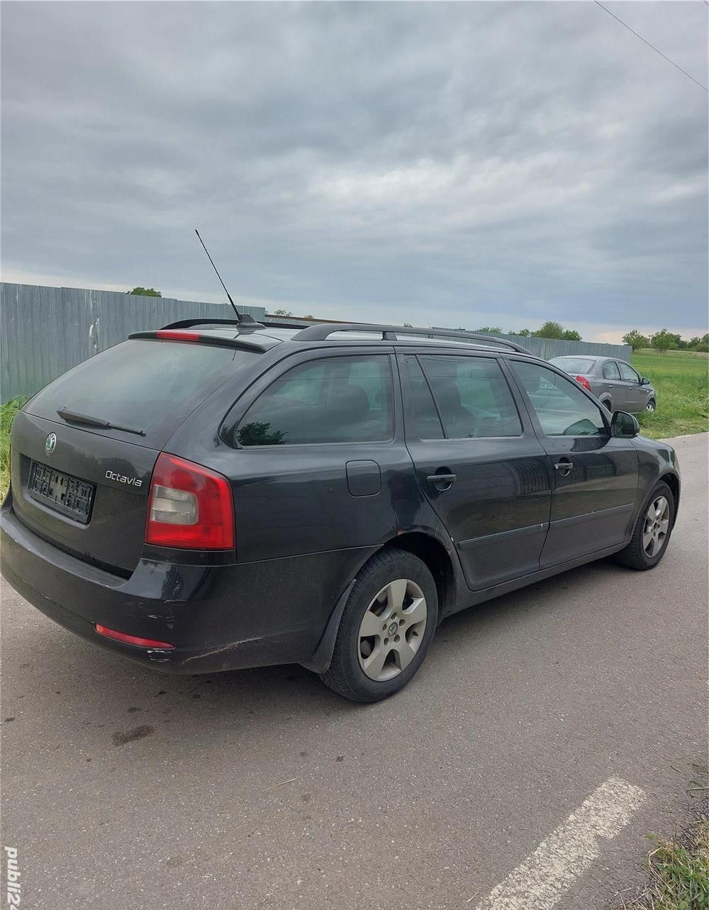 Dezmembrez Skoda Octavia II