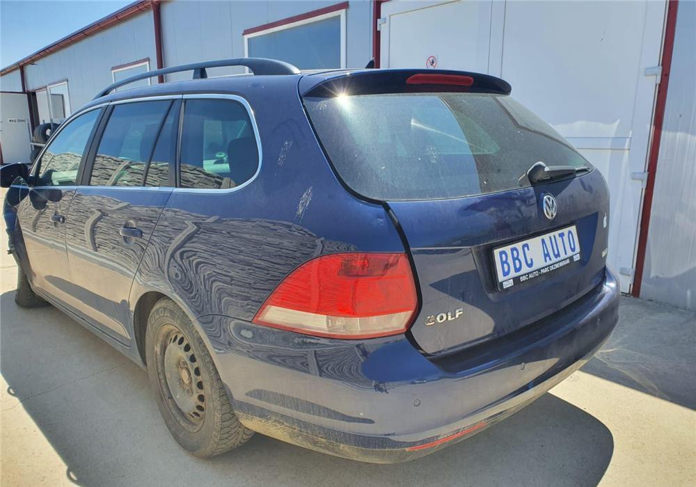 Dezmembrez VW GOLF 5 COMBI 1.9 BLS 2007