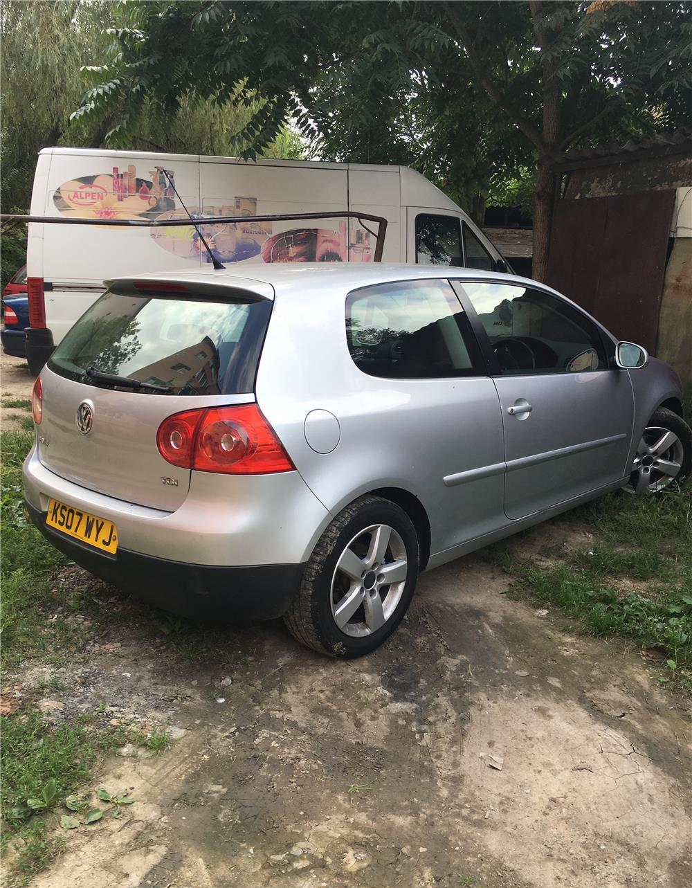Dezmembrez vw golf 5\1.9tdi\BXE\2007