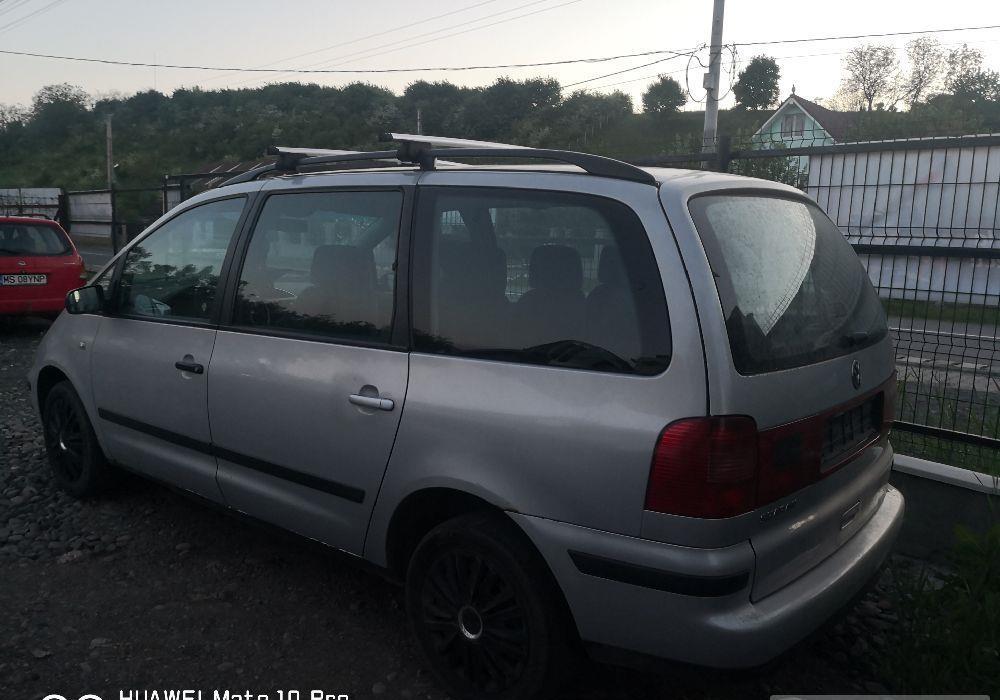 Dezmembrez vw sharan