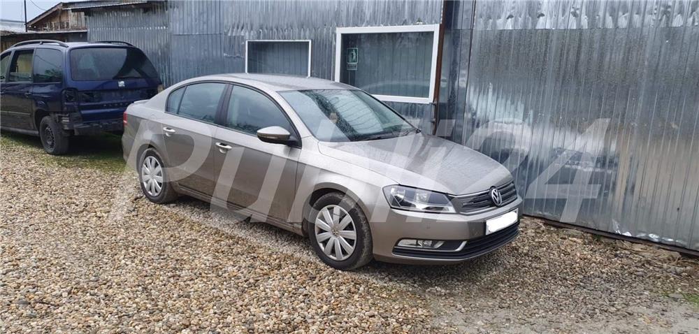 Dezmembrez/Dezmembrari  Volkswagen Passat B7
