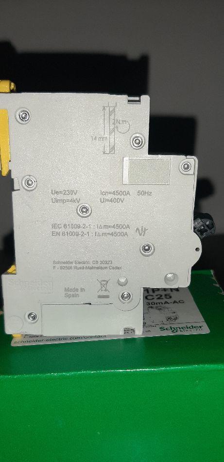 Dinjunctor Schneider 25A