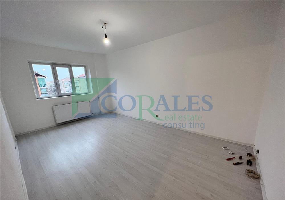 Disponibil imediat, decomandat, renovat.