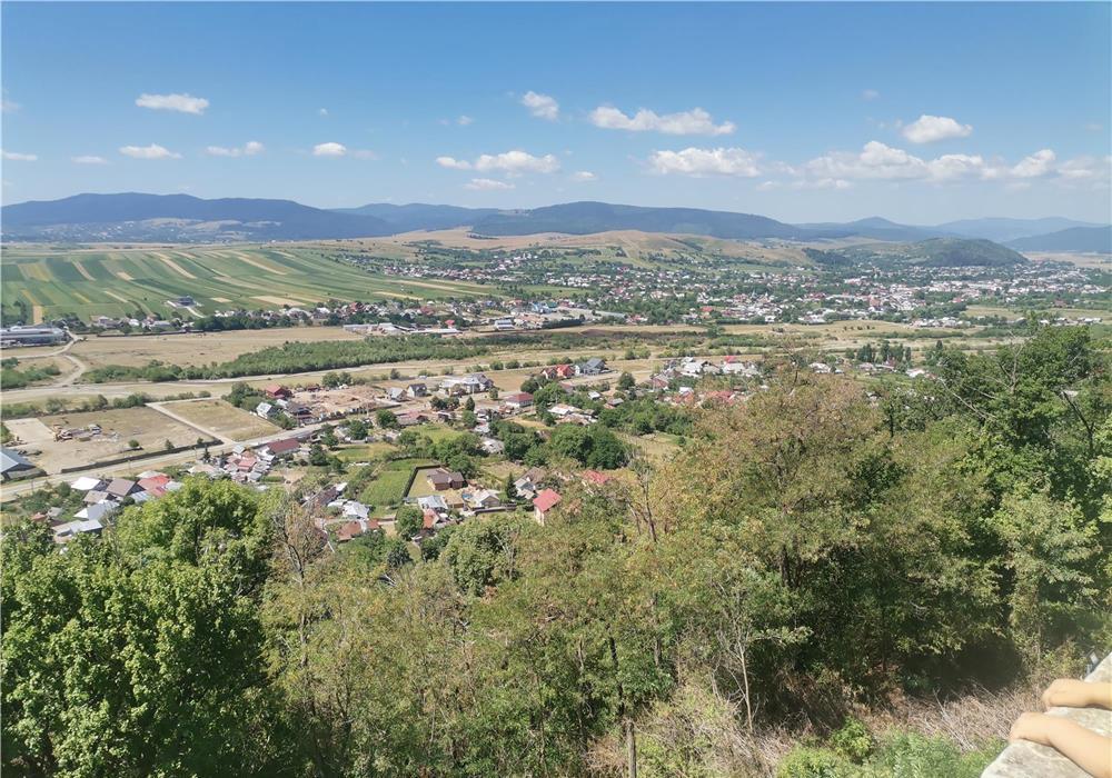 Disponibil pentru Doamne și Domnișoare doar aventuri