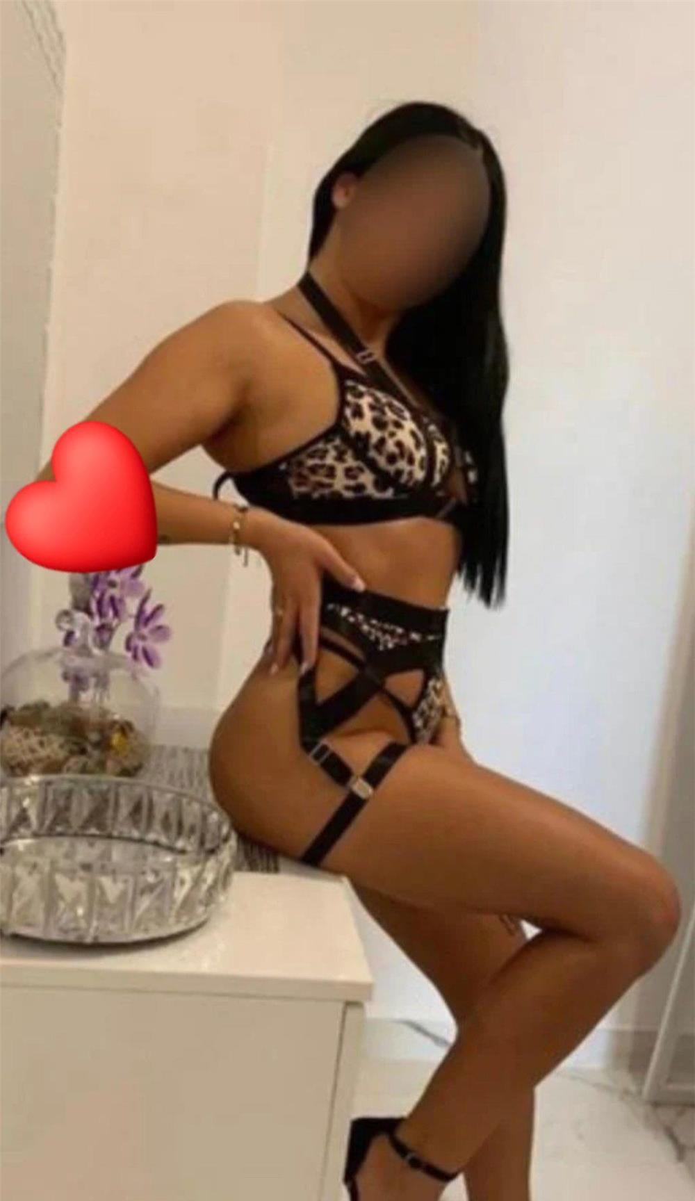 Disponibila Alina