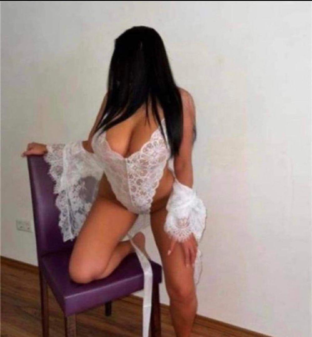 doamna matura 38 ani