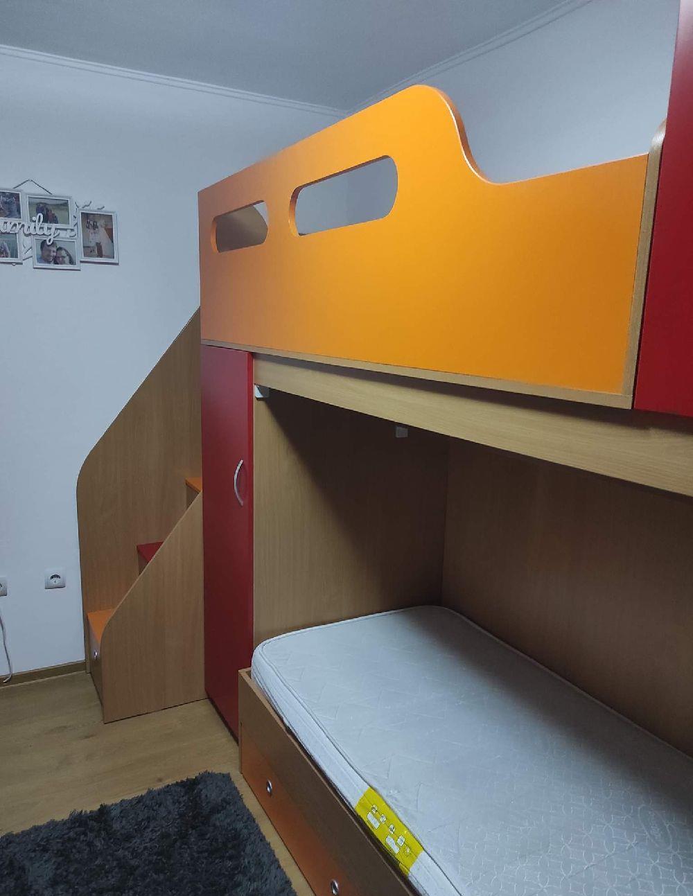 dormitor copii cu pat etajat+ saltele