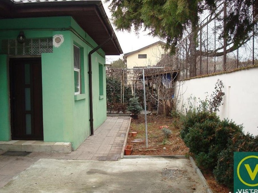 Drumul Sarii casa si teren 200mp