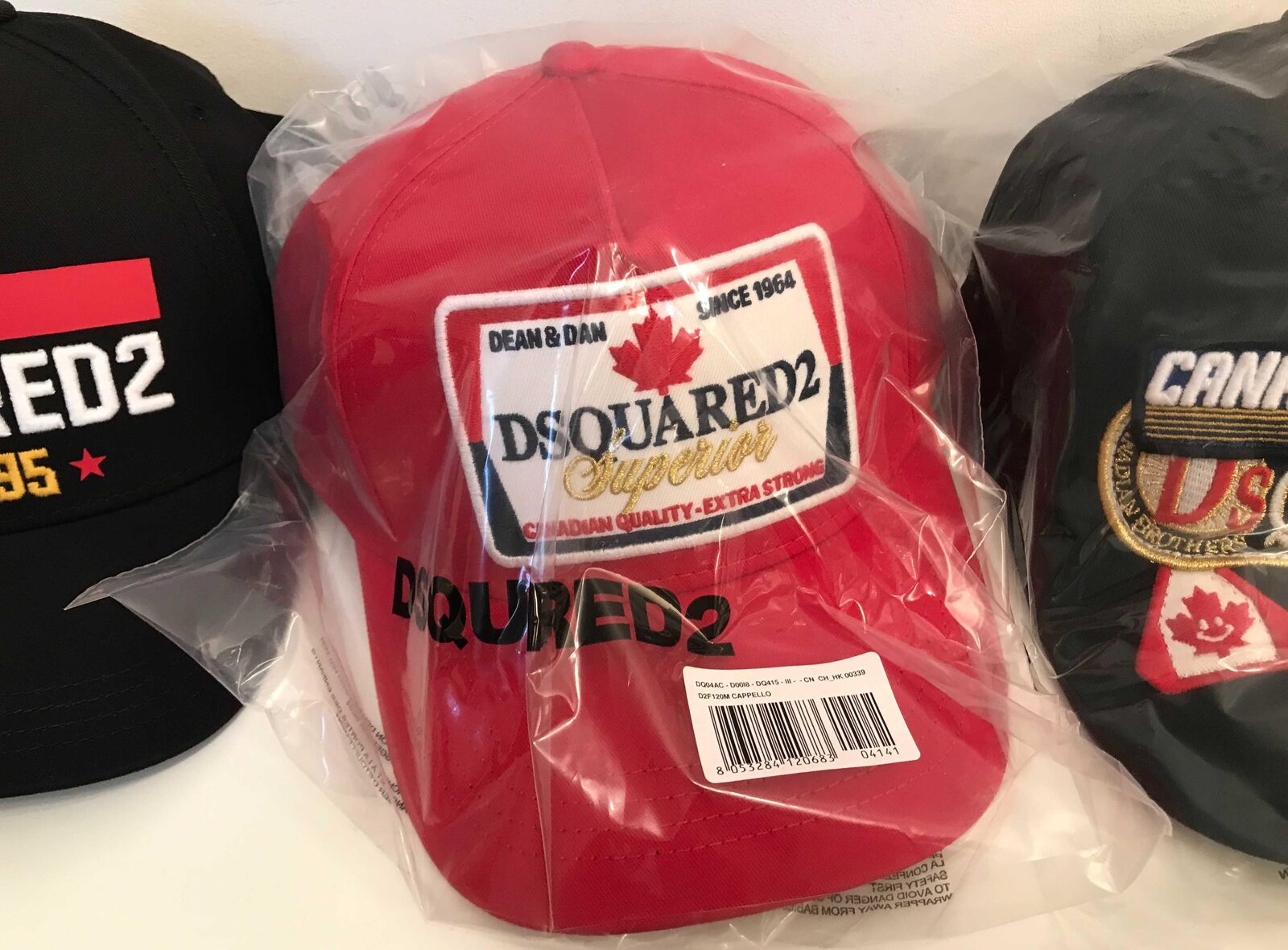 Dsquared2 sapca S-M italy, originale