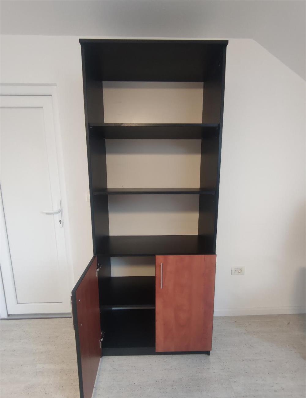 Dulap cu doua usi si birou