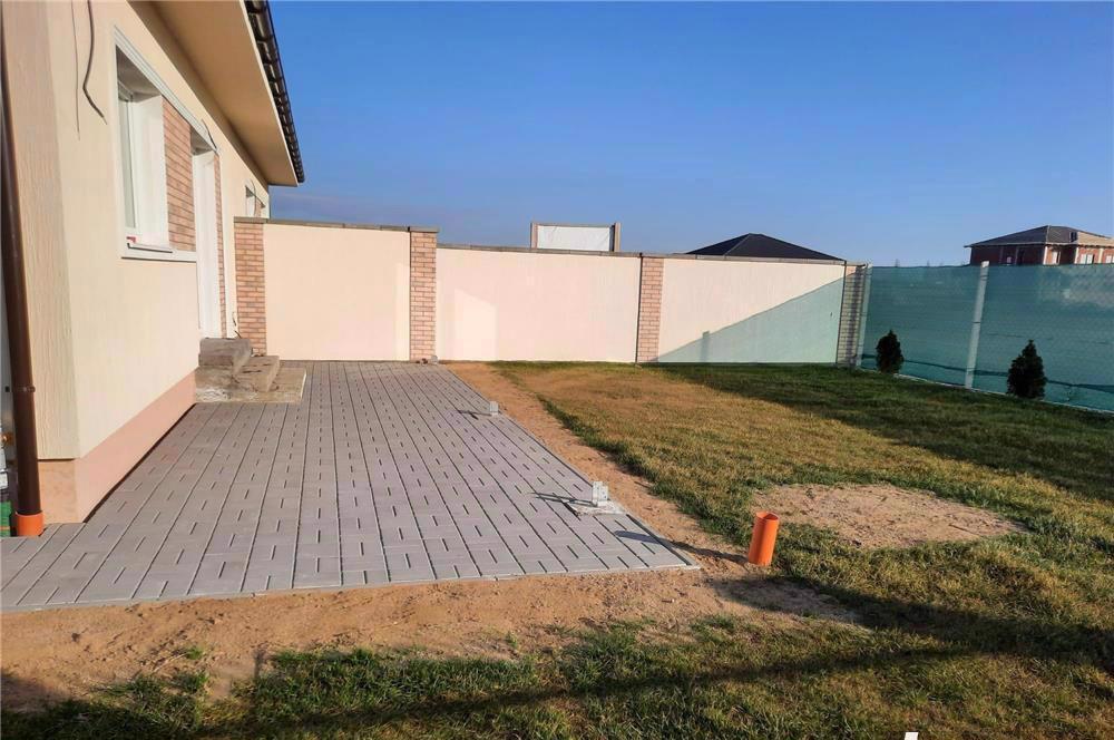 Duplex cu 3 camere aproape de sosea in Mosnita Noua