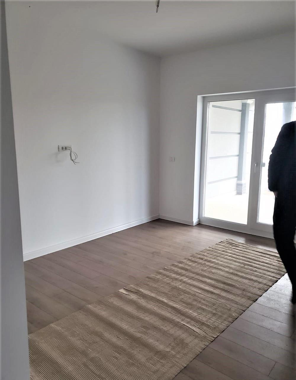 Duplex la cheie, Dumbravita