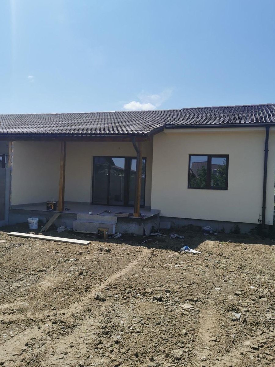 Duplex mosnita noua, str tarinei asfalt