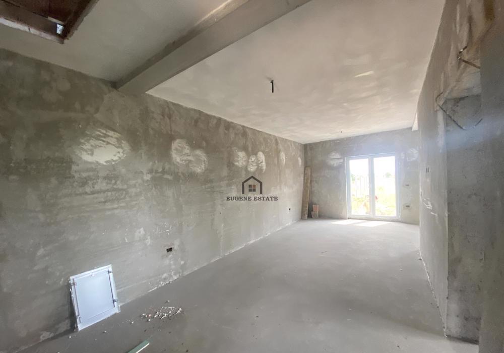 DUPLEX PE PARTER MOSNITA