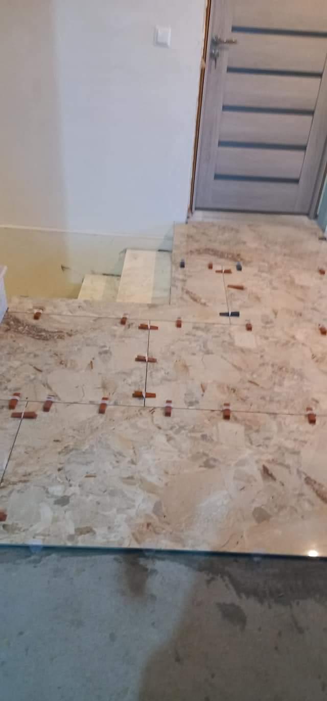 Echipă de constructori
